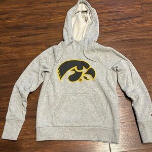 Women’s Iowa Hawkeyes Hooded Sweatshirt, size XS